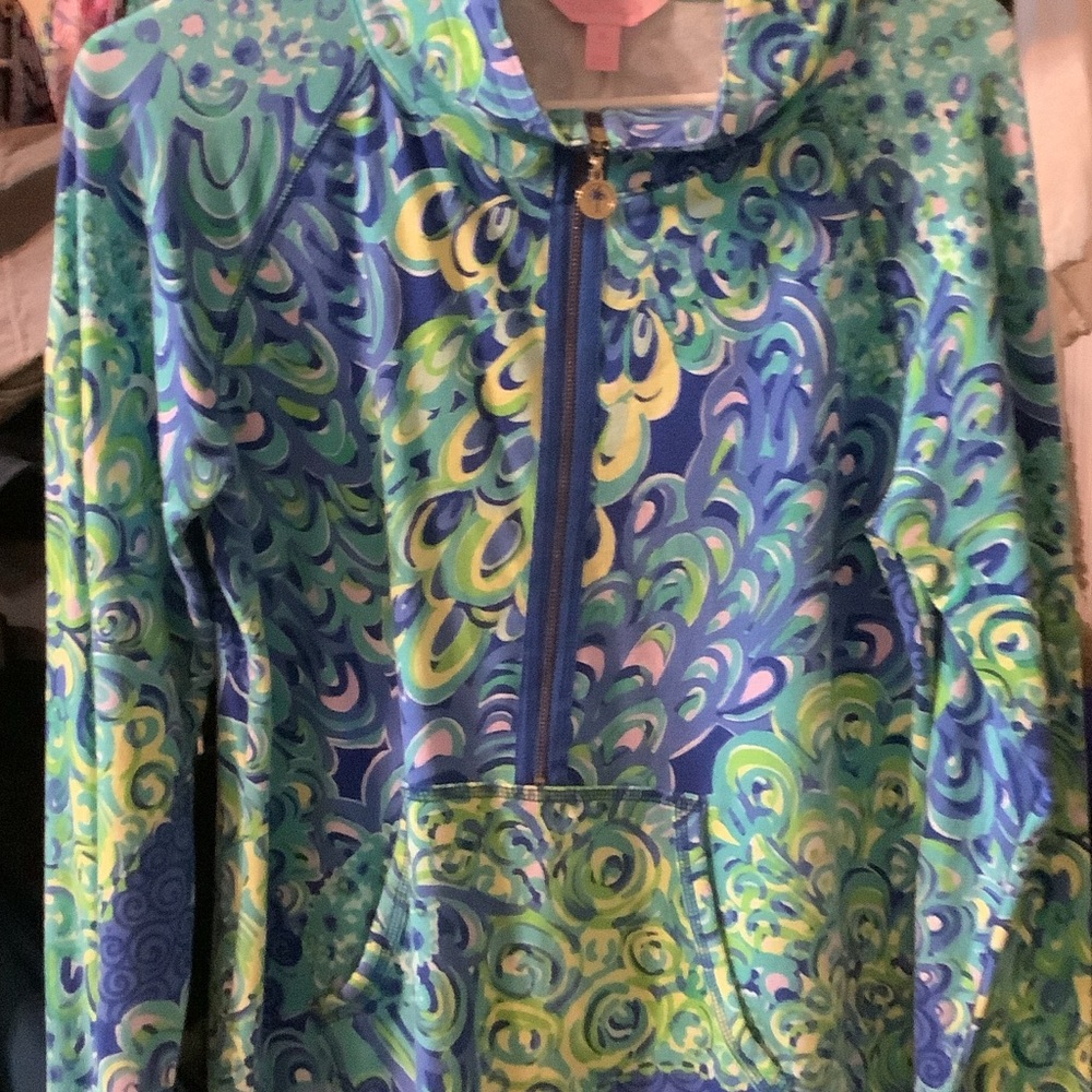 Lilly Pulitzer Blue and Green Patterned pullover, medium, 1/2 zip